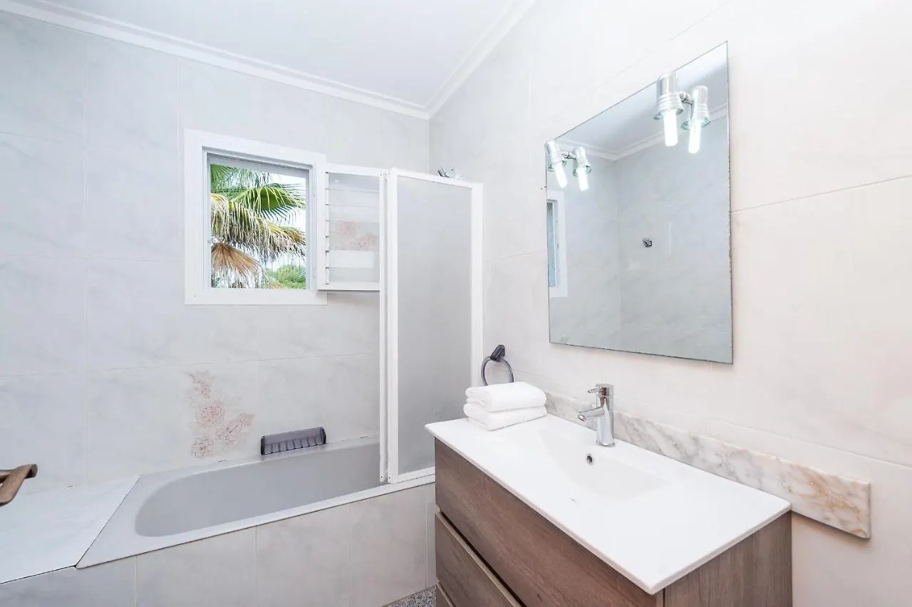 אלקודיה Villa Sa Marina -Figuemar- 0*,  ספרד